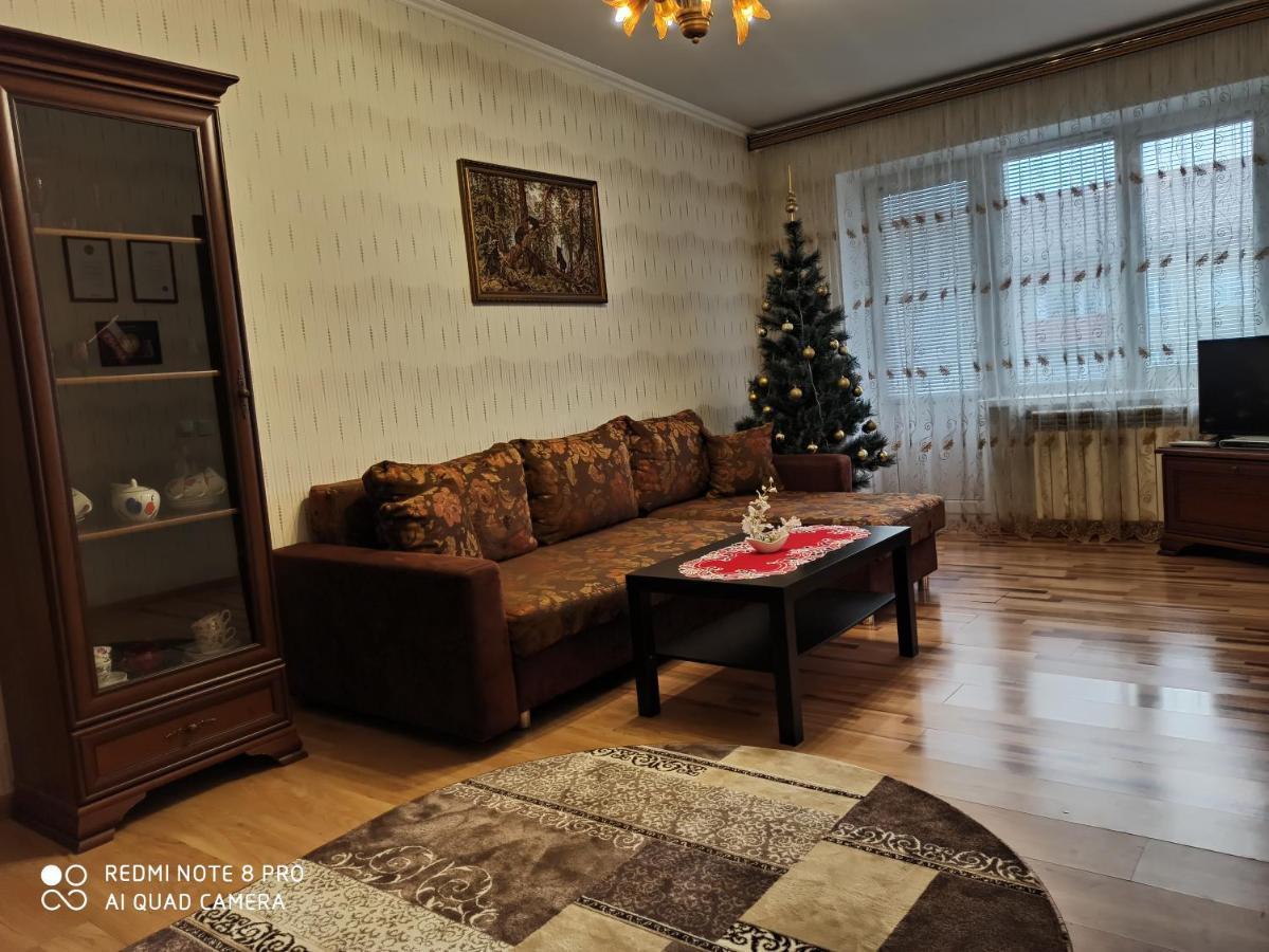 Apartment On Krainego Str 27 Slonim Eksteriør billede